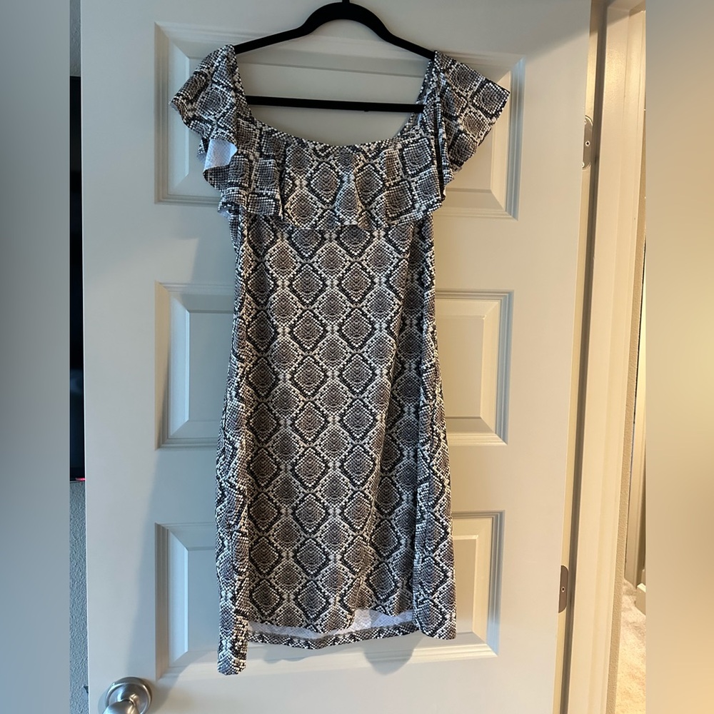 Tommy Bahama Desert Python Ruffle Spa Dress - Picture 6 of 6
